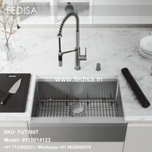 Kitchen Faucet Head Wall Mount Sink Faucet Gooseneck Tap