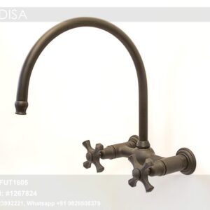 Faucet Head Shower Head Dripping Water Wall Mounted Kitchen Taps