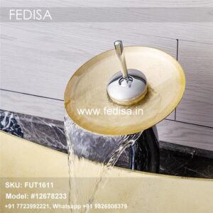 Design Faucet Shower Head Dripping Water Wall Mounted Kitchen Taps